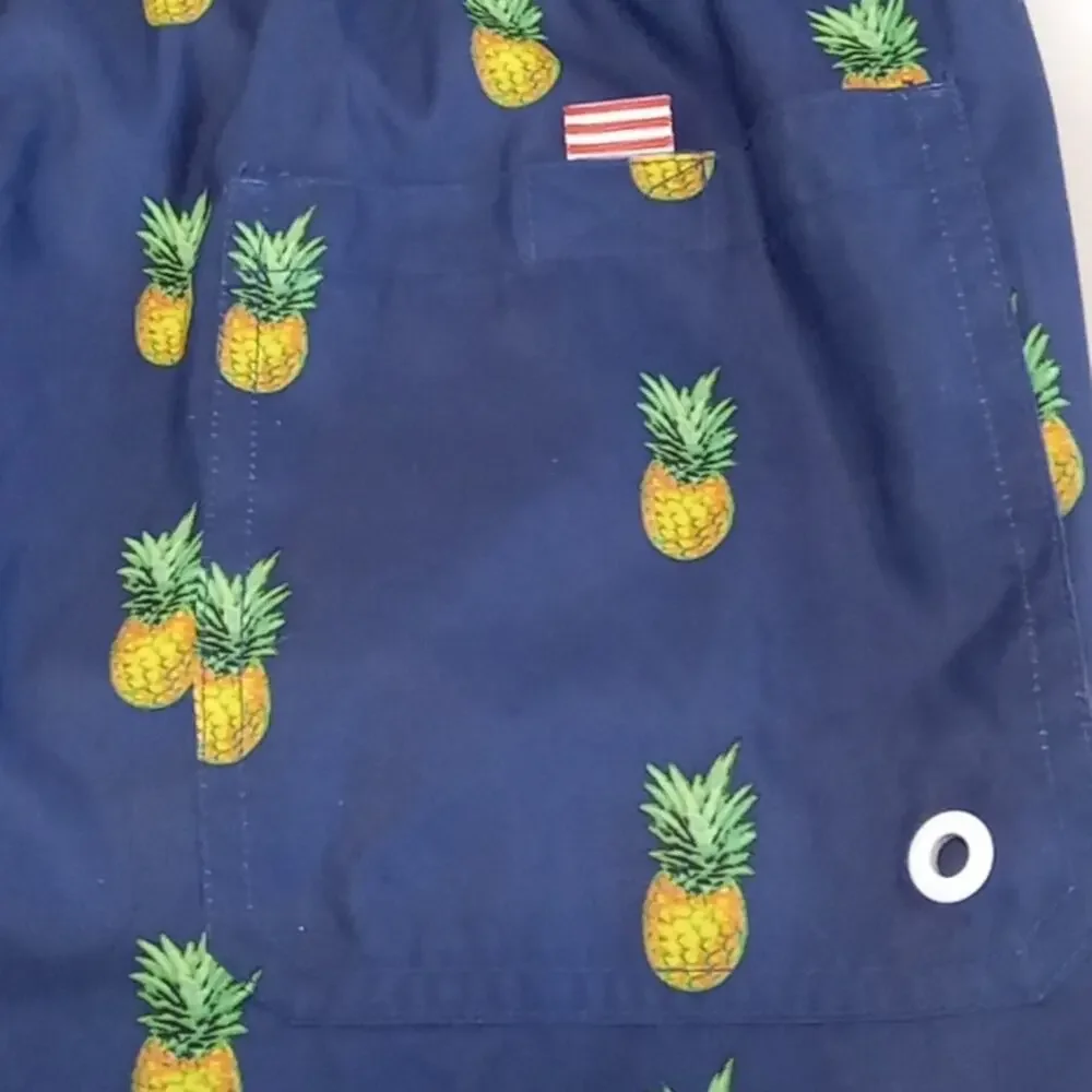 Maamgic Men's Pineapple Swim Trunks. LARGE .Mesh Lined Quick Dry Bathing Suit